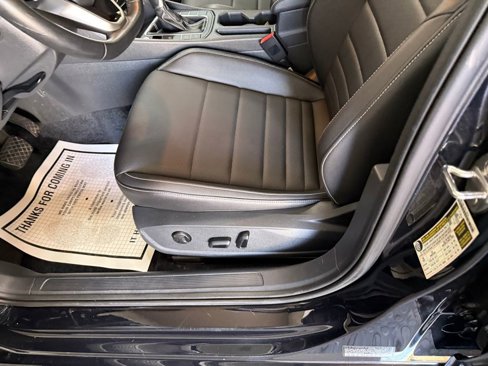 Used 2022 Volkswagen Jetta SE image 20