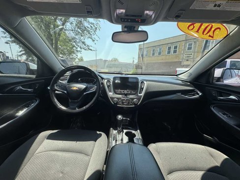 Used 2018 Chevrolet Malibu LT image 13