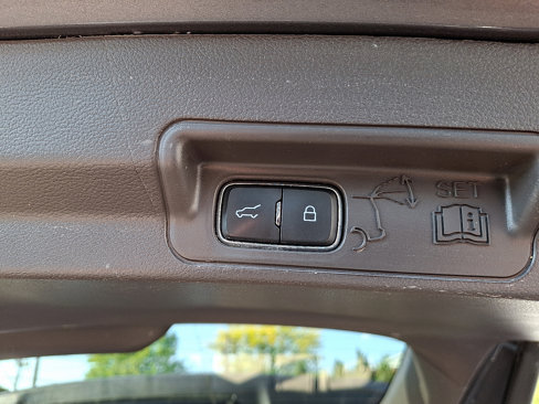 Used 2021 Ford Explorer Platinum w/ Equipment Group 601A image 32