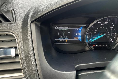 Used 2018 Ford Explorer XLT w/ Equipment Group 202A image 24