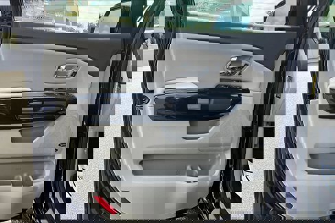 Used 2018 Kia Sedona SX image 19