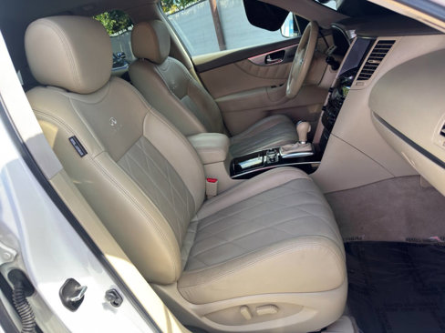 Used 2011 INFINITI FX35 AWD w/ Premium Pkg image 13