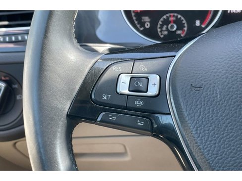Used 2019 Volkswagen Golf Alltrack S image 33