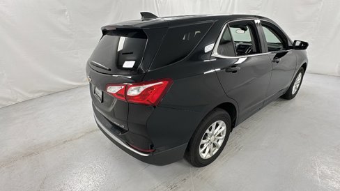 Used 2020 Chevrolet Equinox LT image 3