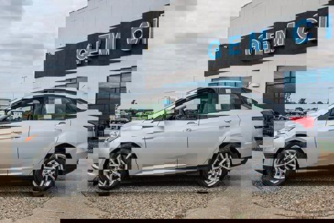 Used 2017 Ford Focus SE image 2
