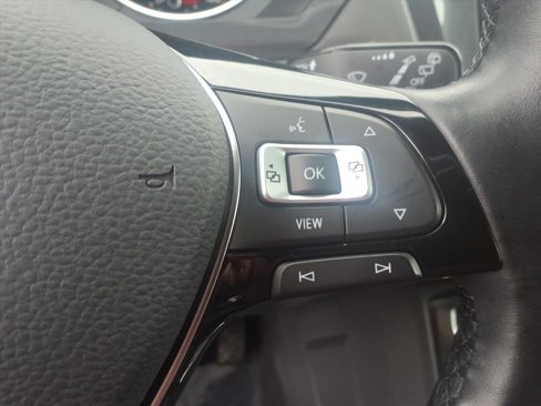 Used 2019 Volkswagen Tiguan SE image 23