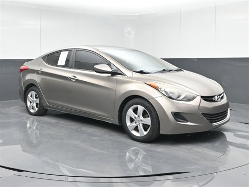 Used 2013 Hyundai Elantra GLS image 3