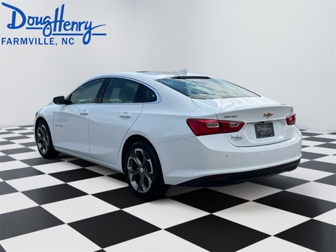 New 2025 Chevrolet Malibu LT image 3