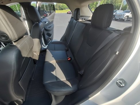 Used 2021 Buick Encore GX Preferred w/ Cold Weather Comfort Package image 16
