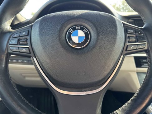 Used 2012 BMW 535i xDrive Sedan image 19