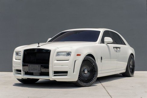 Used 2012 Rolls-Royce Ghost image 3