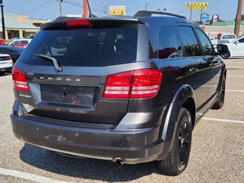Used 2020 Dodge Journey SE w/ SE Popular Equipment Group image 8