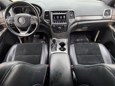 Used 2018 Jeep Grand Cherokee Altitude image 10