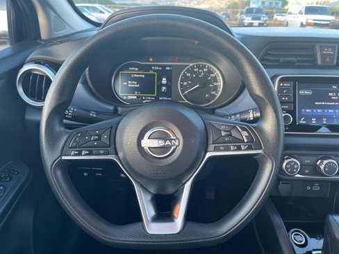 Used 2023 Nissan Versa SV image 25