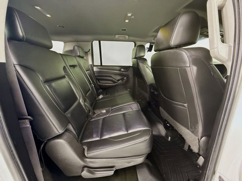 Used 2017 Chevrolet Suburban LT image 29
