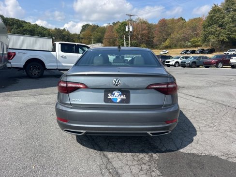 Used 2020 Volkswagen Jetta R-Line w/ R-Line Cold Weather Package image 5
