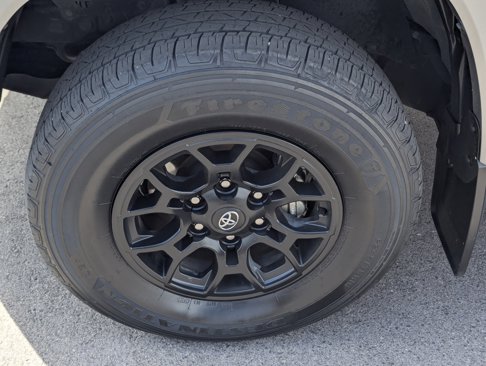 Used 2021 Toyota Tacoma SR5 image 7