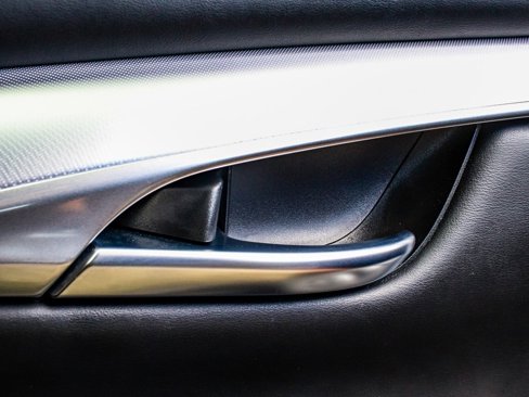 Used 2021 INFINITI QX50 Luxe w/ Appearance Package image 9