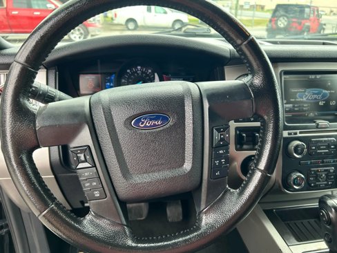 Used 2015 Ford Expedition EL XLT w/ Equipment Group 202A image 16