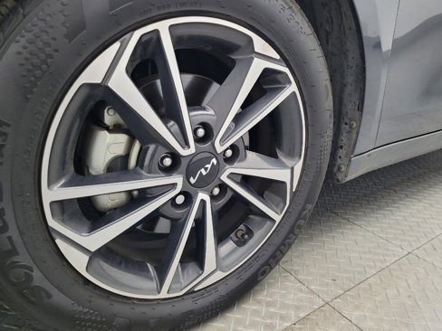 Used 2024 Kia Forte LXS image 31