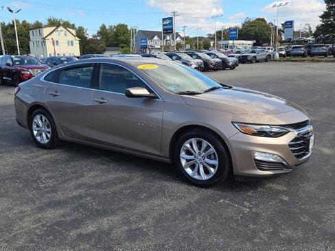 Used 2019 Chevrolet Malibu Hybrid w/ Leather Package image 11