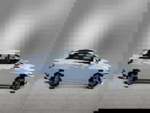 Certified 2024 Hyundai Elantra SE image 9