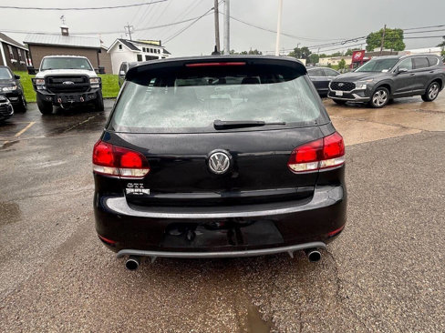 Used 2012 Volkswagen Golf 4-Door image 6