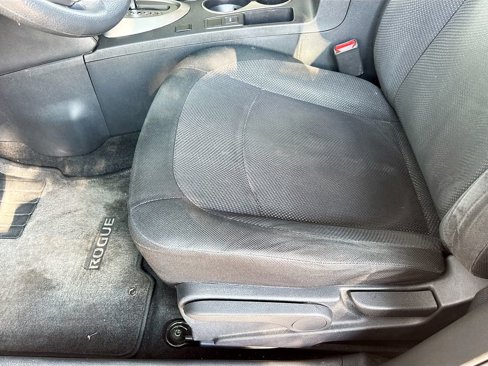 Used 2012 Nissan Rogue S image 17