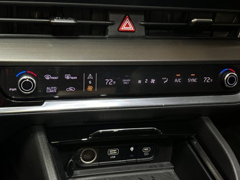 Used 2023 Kia Sportage EX w/ EX Premium Package image 20