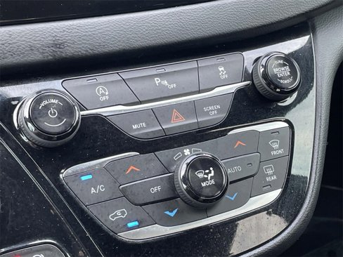 Used 2018 Chrysler Pacifica Touring Plus w/ S Appearance Package image 28