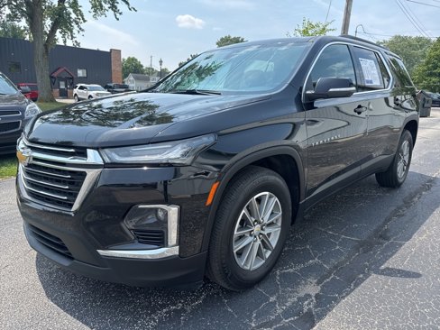 Used 2022 Chevrolet Traverse LT image 3