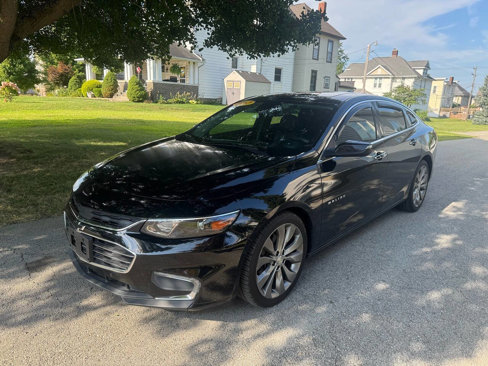 Used 2017 Chevrolet Malibu Premier w/ Premier Sun and Wheel Package image 4