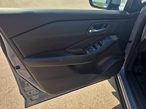 Certified 2024 Nissan Rogue SL image 38