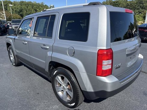 Used 2017 Jeep Patriot High Altitude image 7
