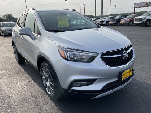 Used 2019 Buick Encore Sport Touring image 2