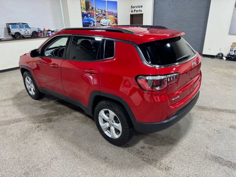 Used 2018 Jeep Compass Latitude w/ Cold Weather Group image 17