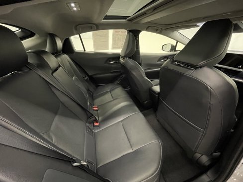 Certified 2024 Toyota Prius XLE image 6