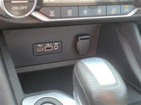 Used 2021 Nissan Sentra SV image 30
