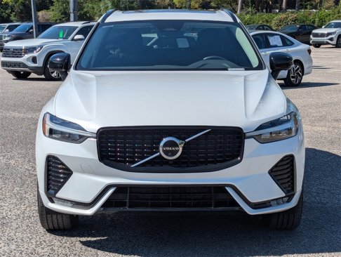 Used 2023 Volvo XC60 B5 Plus w/ Protection Package Premier image 10