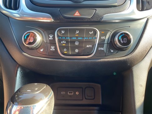Used 2019 Chevrolet Equinox LT image 28