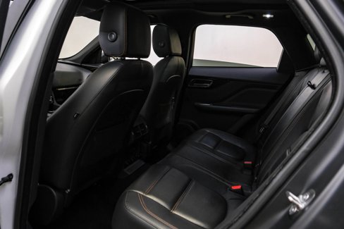 Used 2017 Jaguar F-PACE Prestige image 27