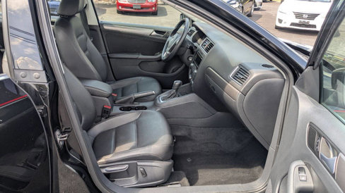 Used 2014 Volkswagen Jetta TDI image 29