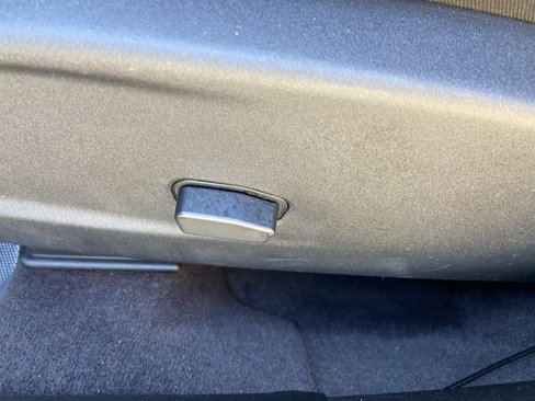 Used 2017 Dodge Charger SE image 10