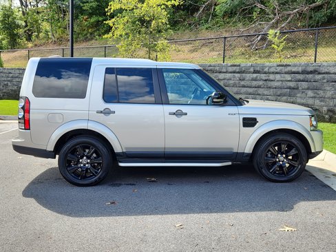 Used 2015 Land Rover LR4 HSE image 11