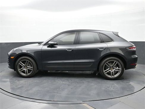 Certified 2021 Porsche Macan S image 2