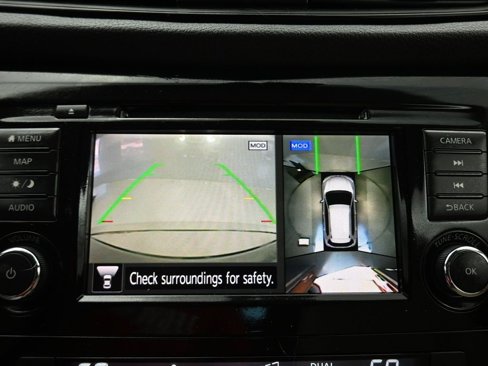 Used 2019 Nissan Rogue SL w/ Premium Package image 19