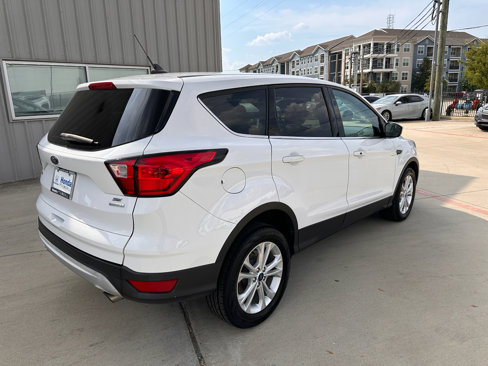 Used 2019 Ford Escape SE image 8