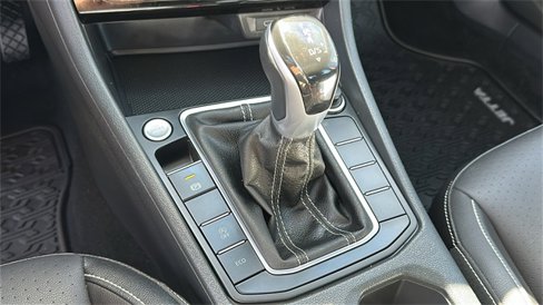 Used 2023 Volkswagen Jetta SE image 20