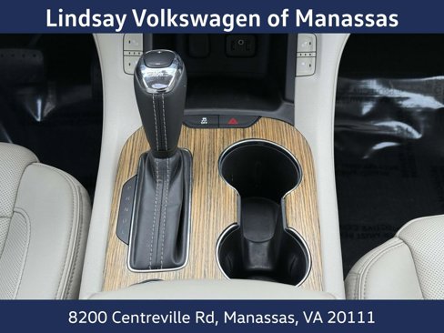 Used 2017 GMC Acadia Denali image 16