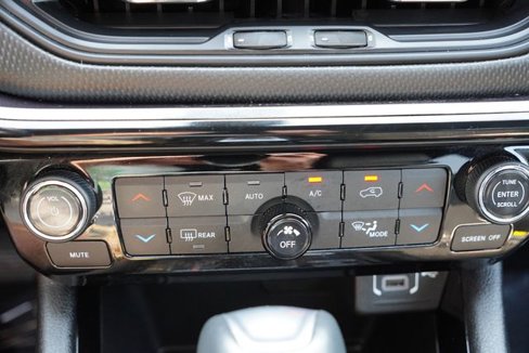 Certified 2022 Jeep Compass Altitude w/ Convenience Group image 28